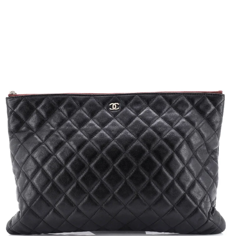 Chanel Colorful Handbag for Spring OutfitsO Case Clutch Quilted Lambskin Large