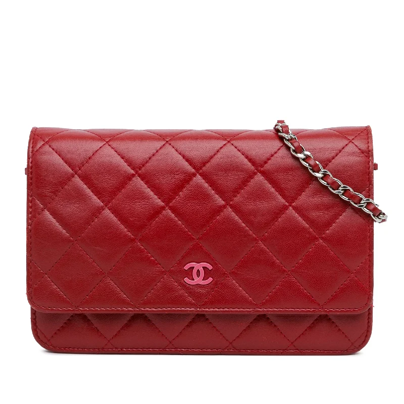 Chanel Medium Tote Bag for Office LadiesRed Chanel Classic Lambskin Wallet on Chain Crossbody Bag