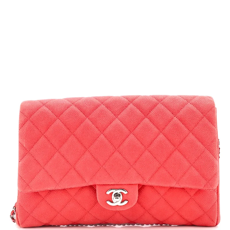 Chanel Vintage Inspired Handbag for Retro LoversClutch with Chain Quilted Caviar