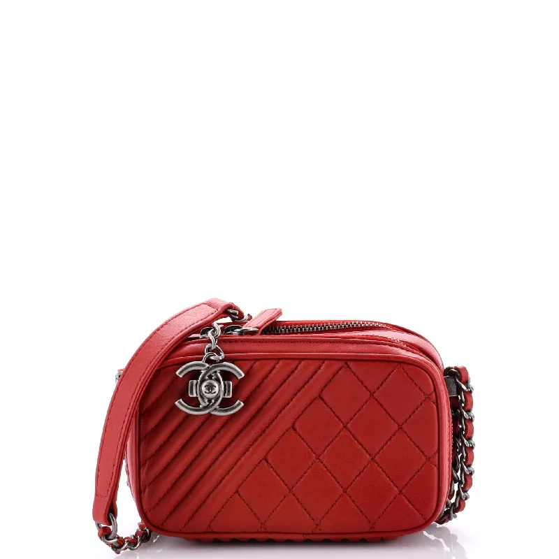 Chanel New Arrival Handbag with Gold HardwareCoco Boy Camera Bag Quilted Leather Mini