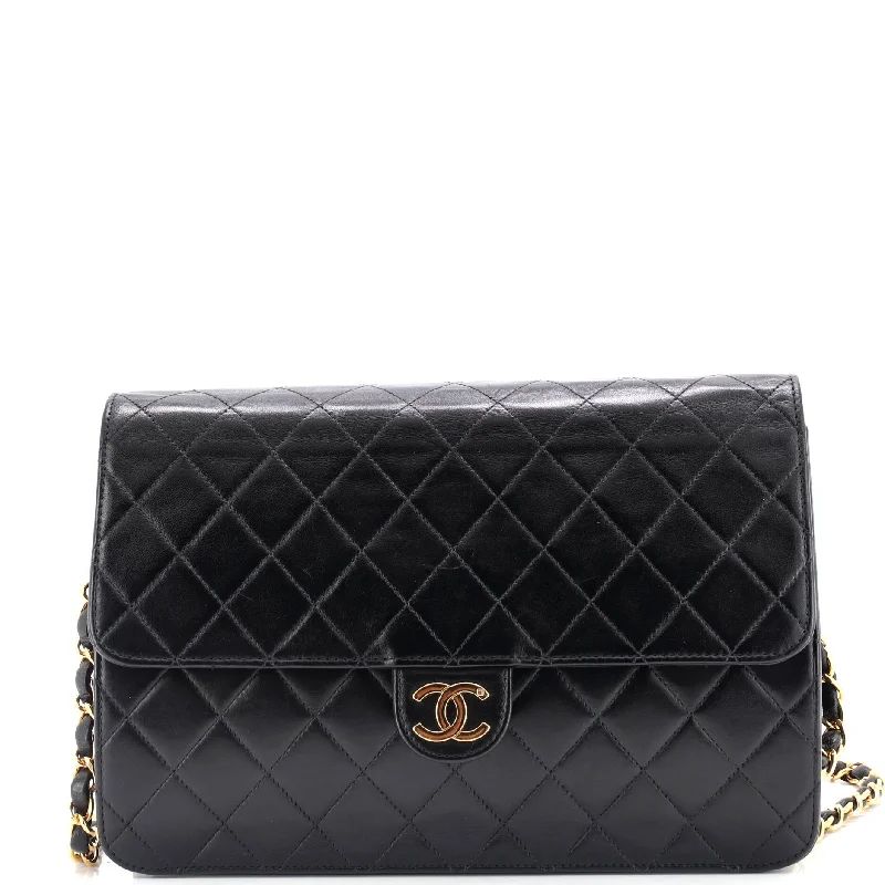 Chanel Colorful Handbag for Spring OutfitsVintage Clutch with Chain Quilted Leather Medium