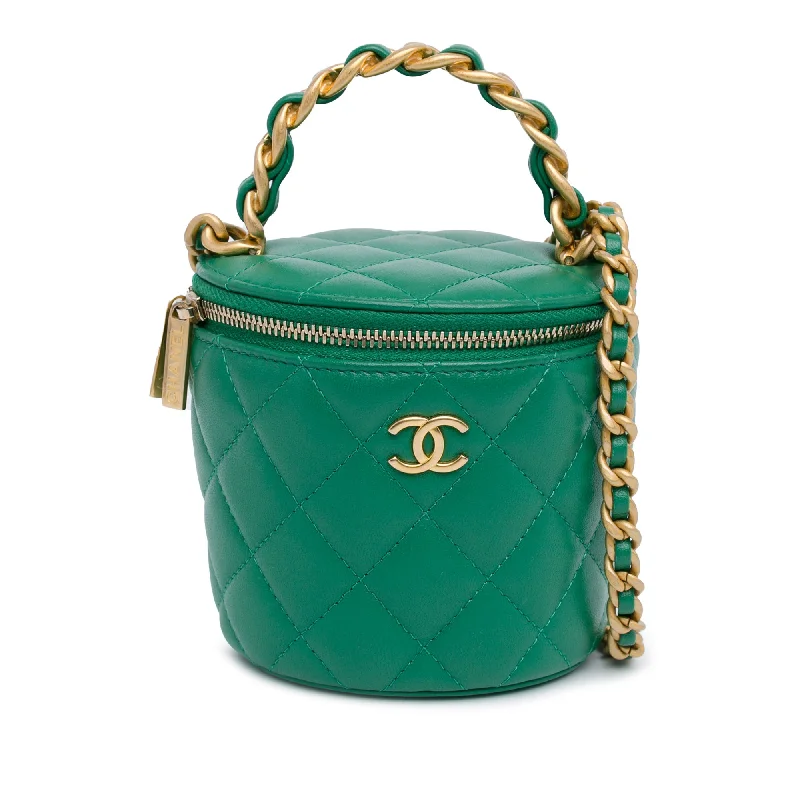 Chanel Colorful Handbag for Spring OutfitsGreen Chanel Quilted Lambskin Afternoon Tea Vanity Case with Chain Satchel