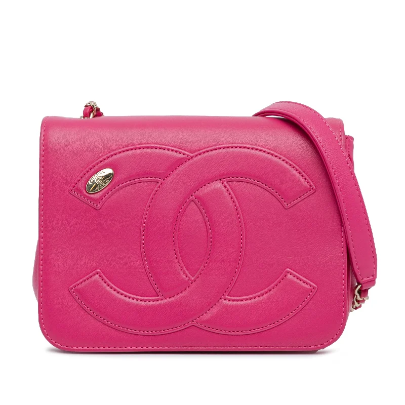 Chanel Medium Tote Bag for Office LadiesPink Chanel Lambskin CC Mania Flap Crossbody Bag