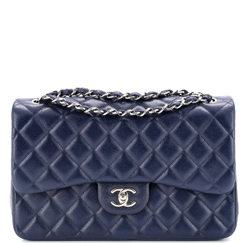 Chanel Lightweight Handbag for Daily ErrandsClassic Double Flap Bag Quilted Caviar Jumbo