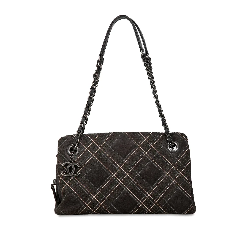 Chanel Limited Edition Handbag for CollectorsGray Chanel Suede Paris-Edinburgh Saltire Shoulder Bag