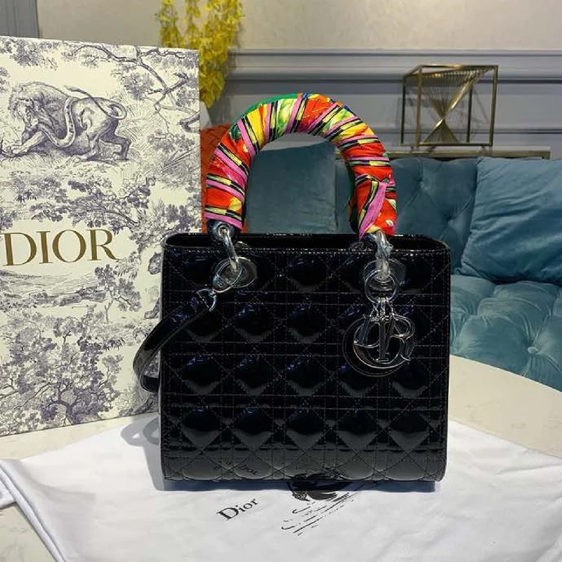 Christian Dior handbags with a snap - button closure and a decorative buckleChristian Dior MeChristian Diorum Lady Bag with Chain Silver Hardware, Black, For Women,  Handbags, 24cm/9in  M0565OWCB_M900